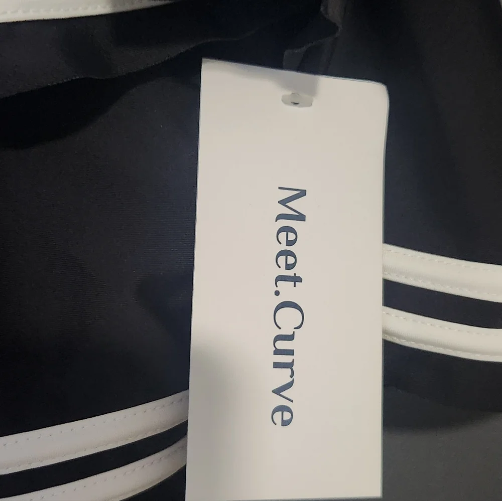 Meet.Curve Meet Curve Women's New NWT Black White XL One Piece Swimsuit - Picture 2 of 5
